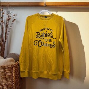 Graphic Gold Women's Crew Neck Sweater